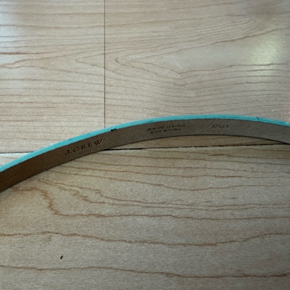 ❌FINAL SALE❌ J. Crew light blue green turquoise leather belt w gold buckle small - Picture 3 of 5